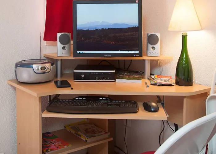 דירה Confort 4 Pers Avec Piscine Et Parking - Fr-1-619-134 *